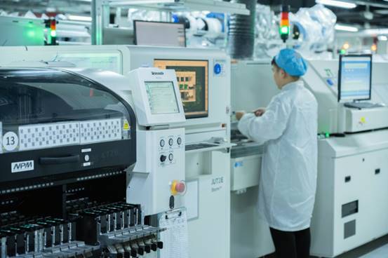 掃地機(jī)器人炫技獲新華社報道，石頭科技何以圈粉海外科技圈